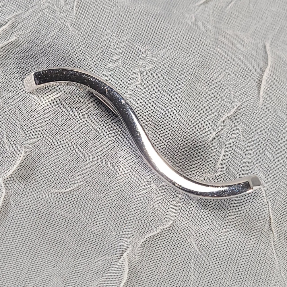 Crown Trifari Brooch Women Silver Tone Modernist S-Curve Wave Vintage Pin